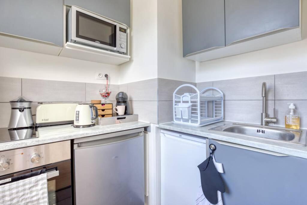 L'Elysee - Easy Check-In - Arrivee Autonome - Place Parking Privative - T2 Surequipe - Wifi - Netflix Lägenhet Courcouronnes Exteriör bild